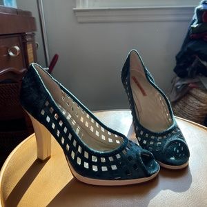 Via Spiga Suede Green Heels